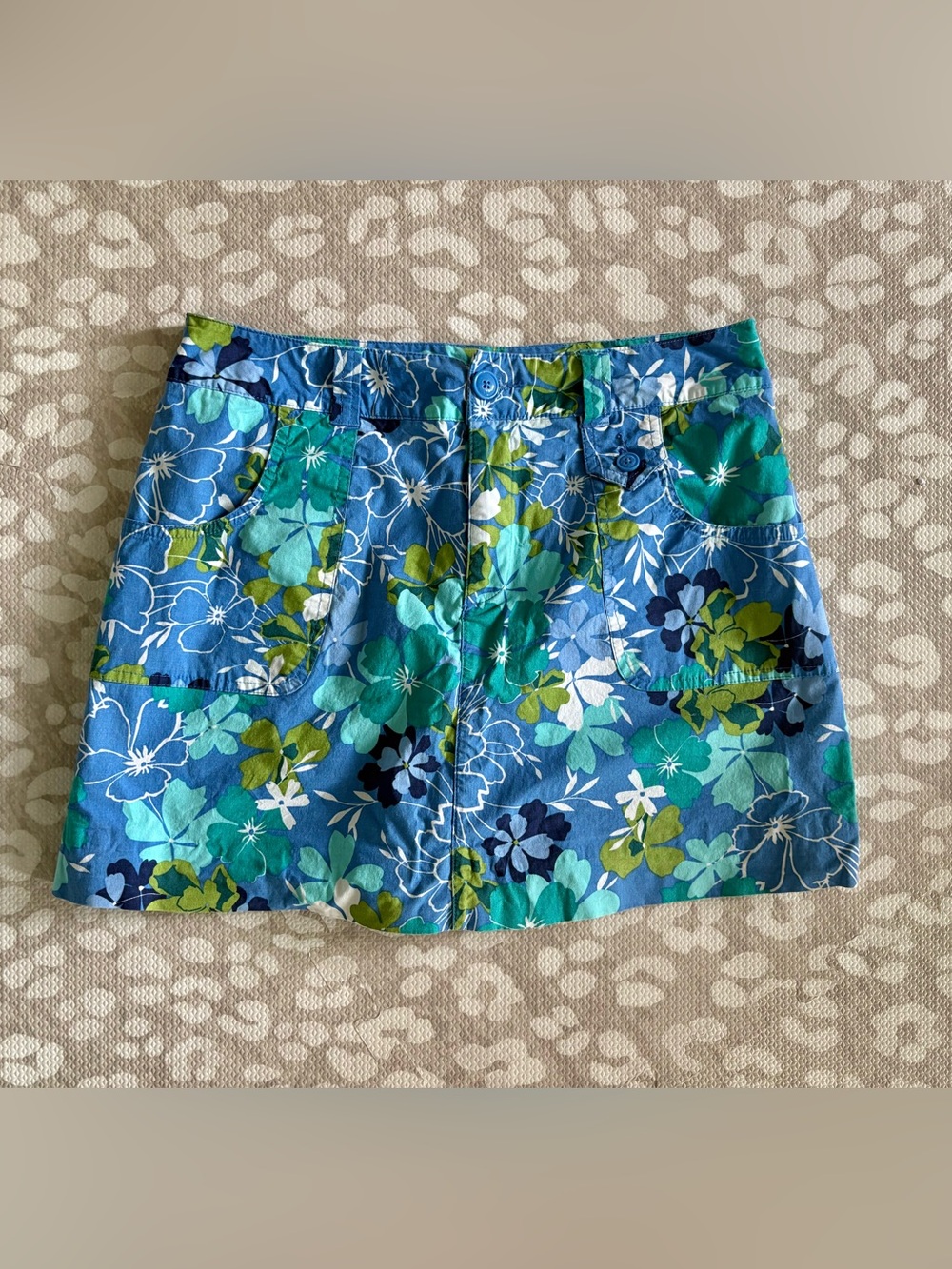 White stag size ladies 8 average y2k floral skort